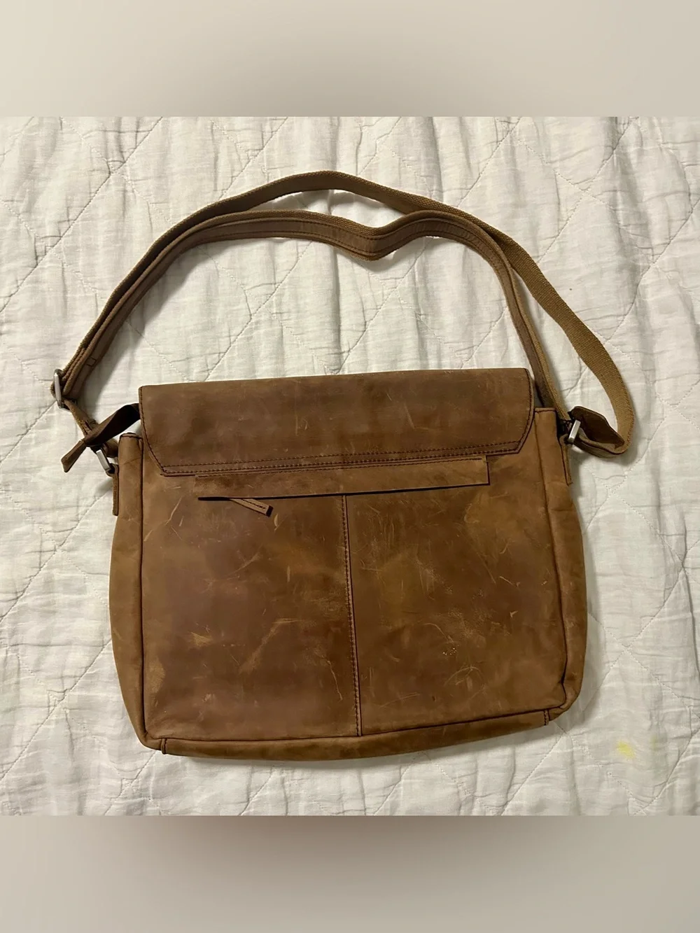 Classic Brown Leather Messenger Bag for Men - Timeless Style